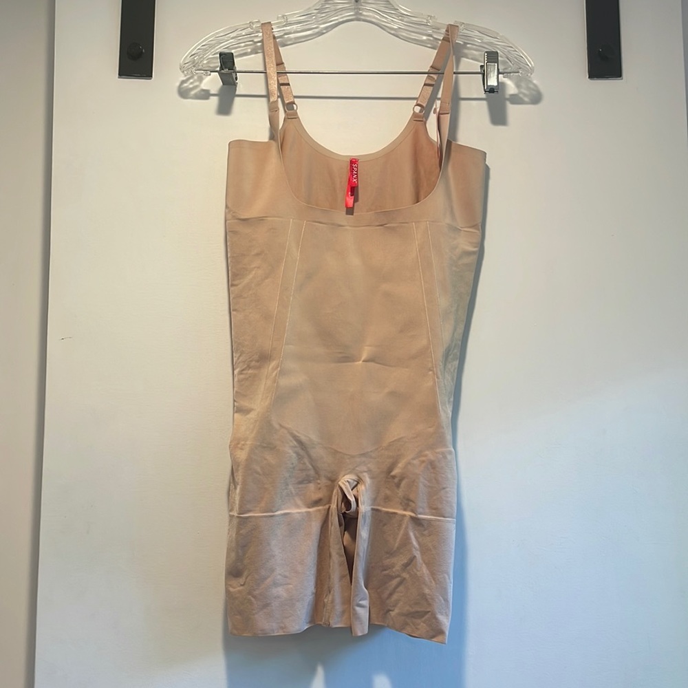NWT Spanx Oncore Bodysuit